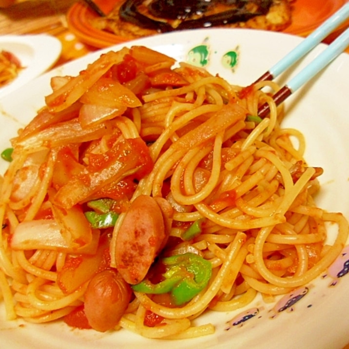 トマトソースで作る ナポリタン